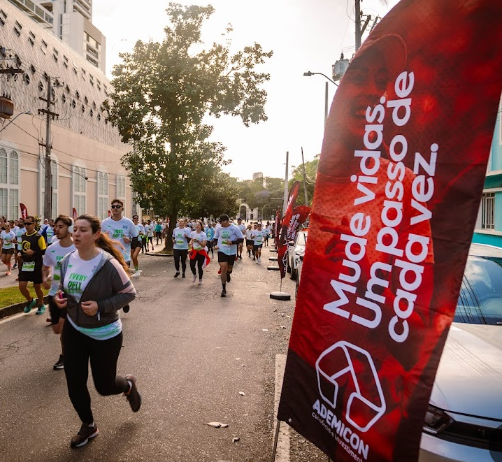 Ademicon patrocina 6ª edição da corrida The Hardest  Run em Curitiba (PR)