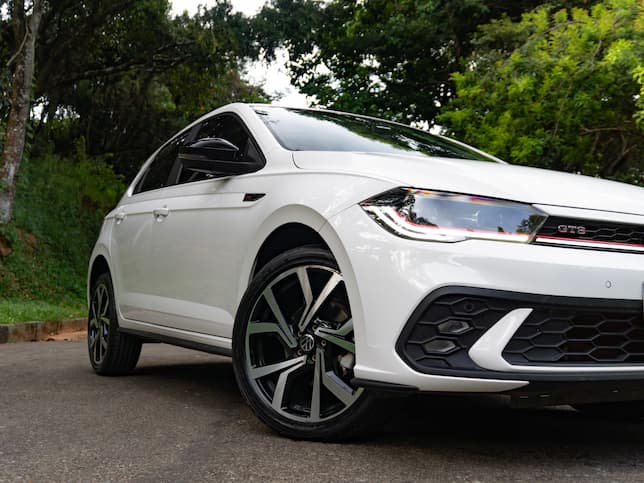 4 carros esportivos populares para comprar com consórcio